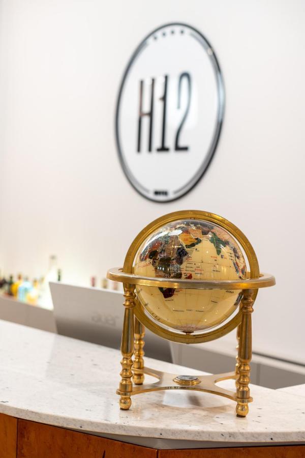 Hotel H12**** Krakow Bagian luar foto